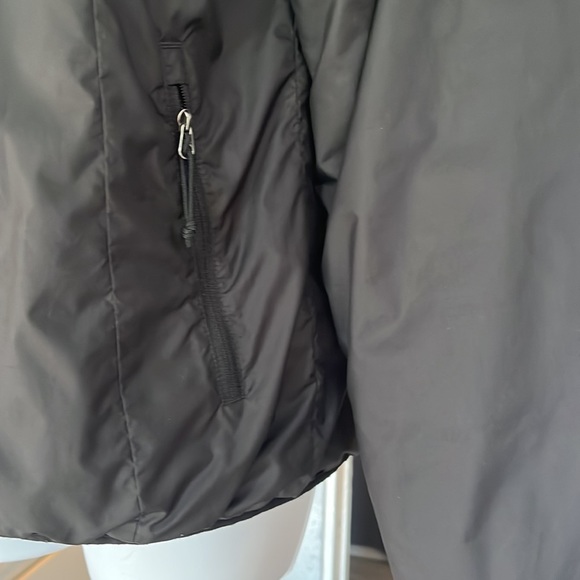 The north face winter jacket - Picture 3 of 8